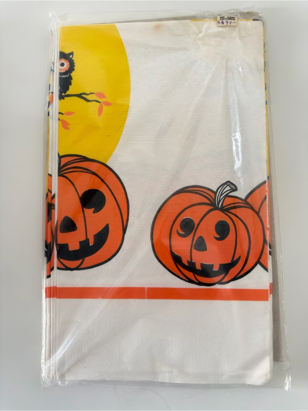 NWT Vintage Reed Halloween Pumpkin C.A.  Reed Paper Tablecover (52 IN. X 96 IN.)
